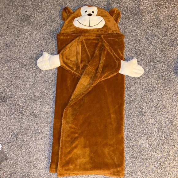 Kids Hooded bear blanket plush with hand pockets - Picture 2 of 2